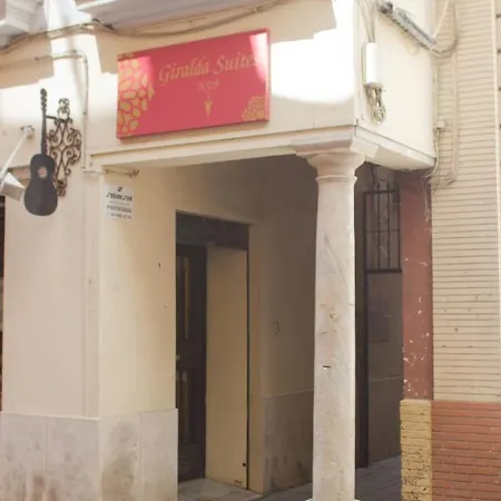Life Giralda Севилья